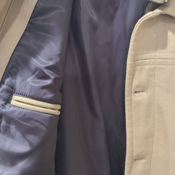 Camel-colored winter coat by London Fog - Picture 3 of 11
